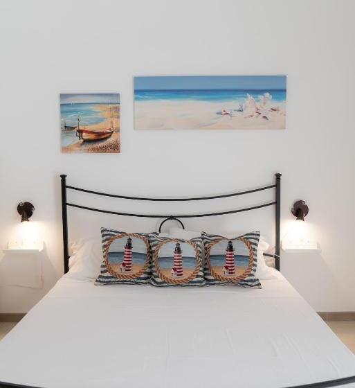 استودیو استاندارد با تراس, Stella Maris Marzamemi Apartments