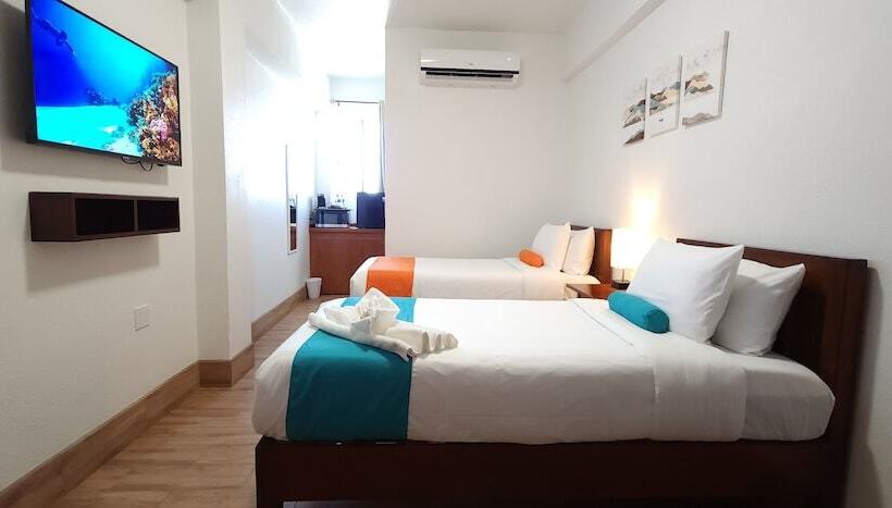 اتاق لوکس, Voyager Sun & Reef