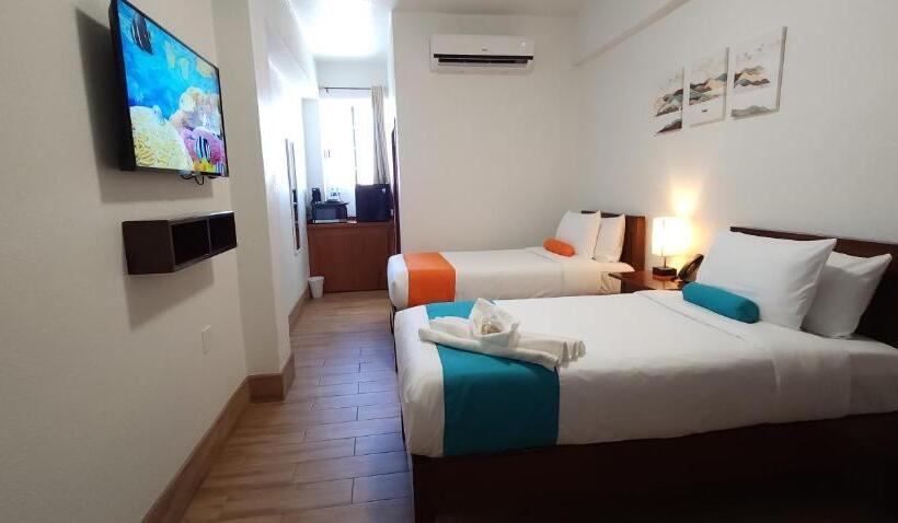 اتاق لوکس, Voyager Sun & Reef