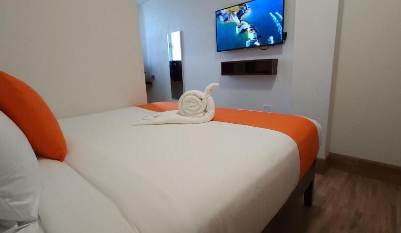 اتاق لوکس با تخت بزرگ, Voyager Sun & Reef
