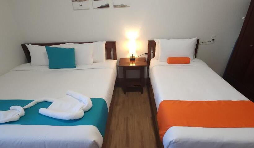 اتاق لوکس سه تخته, Voyager Sun & Reef