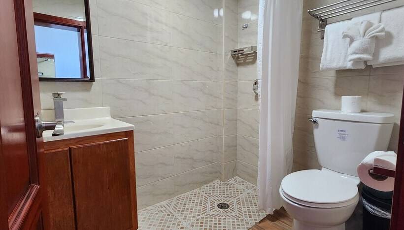 اتاق لوکس, Voyager Sun & Reef