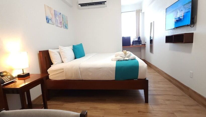 اتاق لوکس با تخت بزرگ, Voyager Sun & Reef