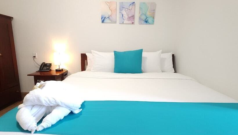 اتاق لوکس با تخت بزرگ, Voyager Sun & Reef