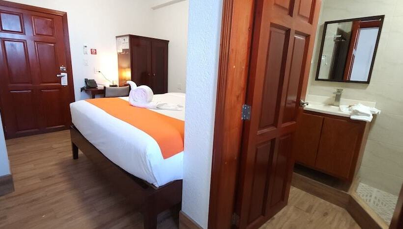 اتاق لوکس با تخت بزرگ, Voyager Sun & Reef