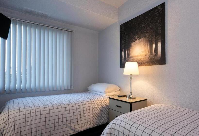 Номер Стандарт, Blue Mountains Highway Motel