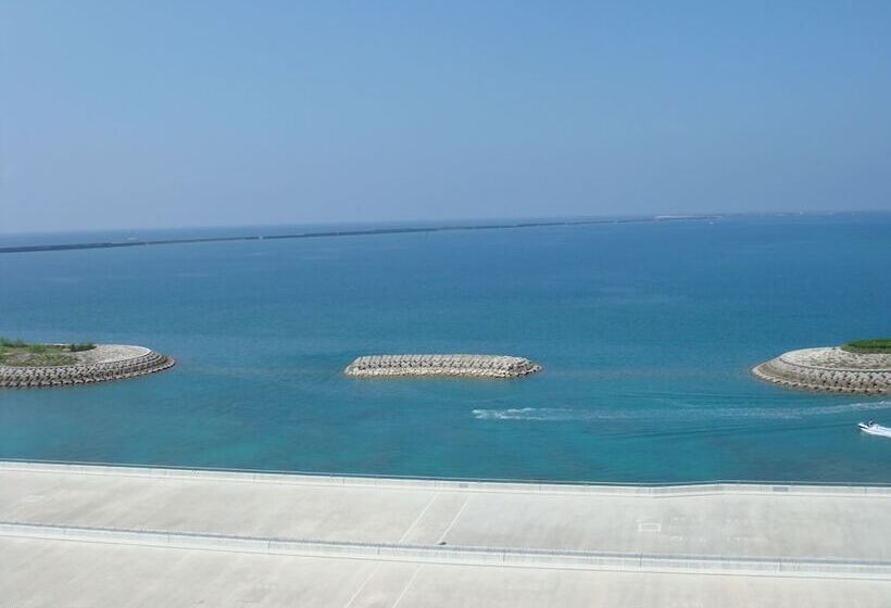 اتاق استاندارد با چشم‌انداز دریا, Naha Beach Side