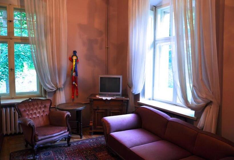Апартаменты 1 Спальня, Palace Popowo Stare