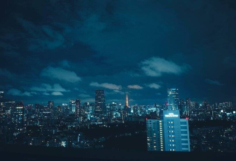 Quarto Deluxe Vista Cidade, The Aoyama Grand