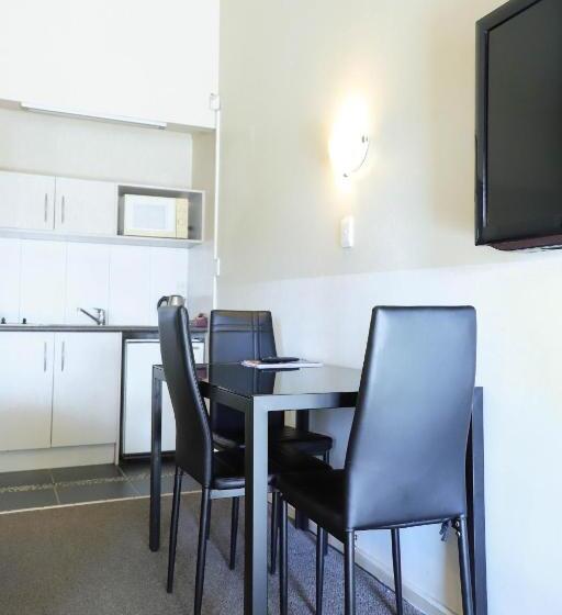 Quarto Estandar, Airport Manor Inn
