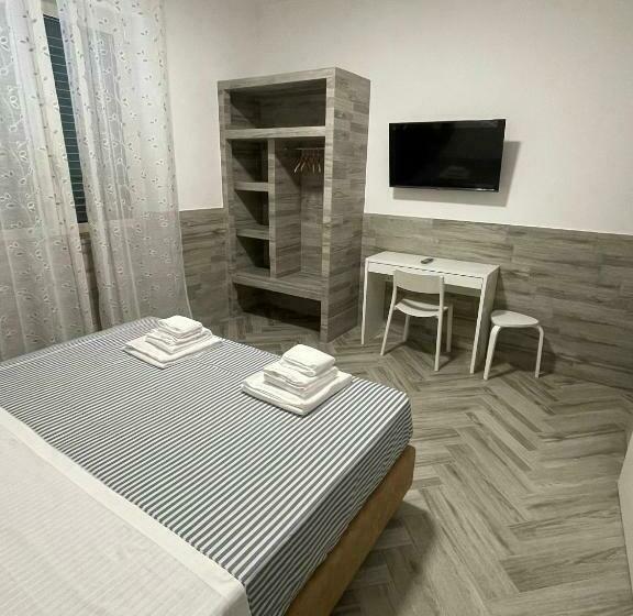 اتاق لوکس, Holiday Rooms Rho