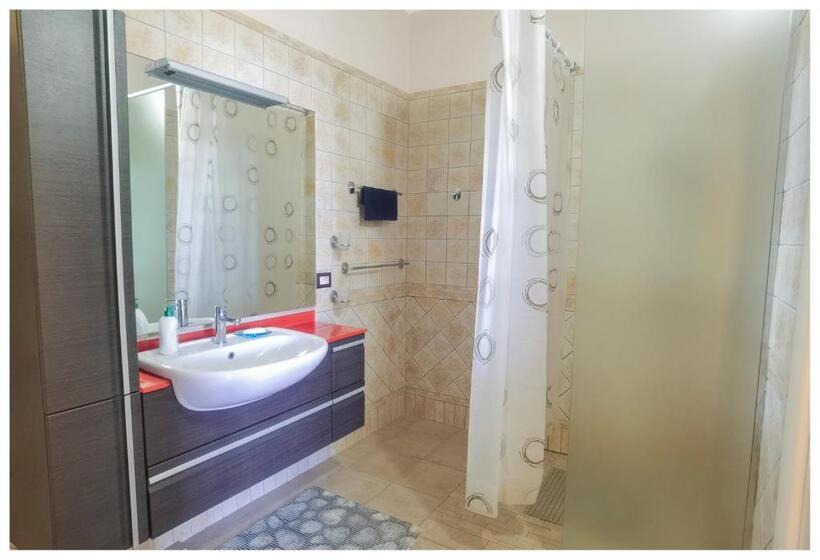 تختخواب در اتاق مشترک, Eco Hostel Vela Vega
