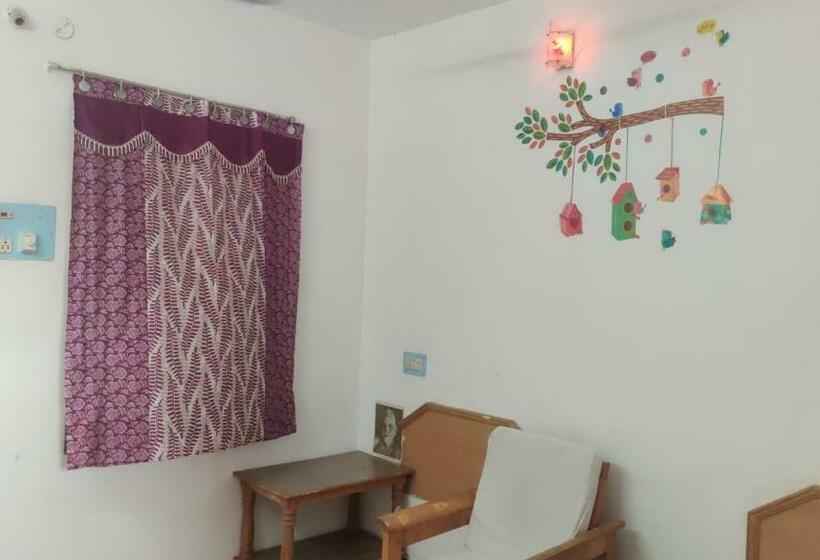 Номер Deluxe Одноместный, Daya Dharma Residency