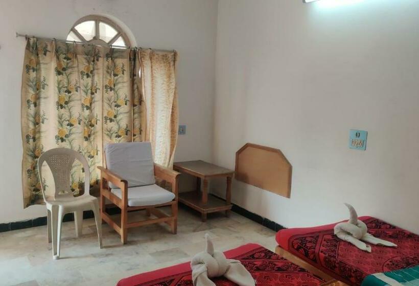 Номер Deluxe с Балконом, Daya Dharma Residency