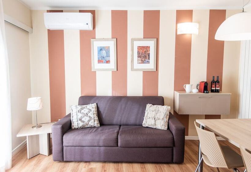 سوییت لوکس, Mariva Dune Suites