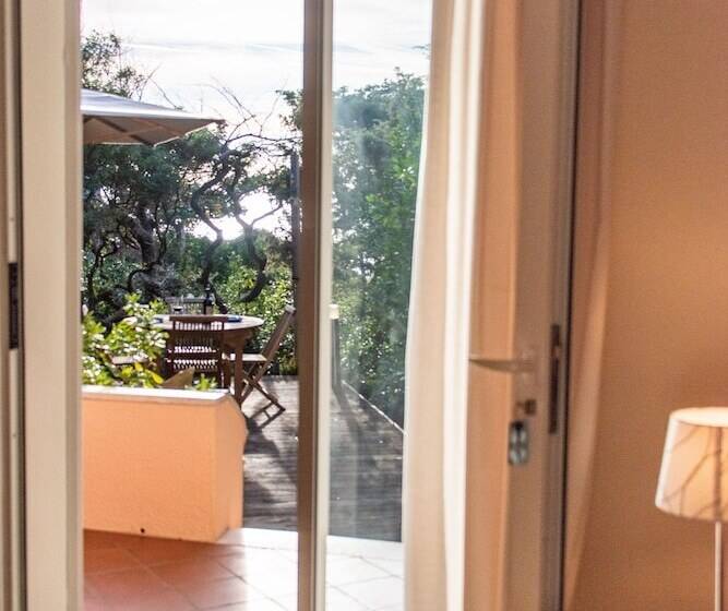 سوییت لوکس, Mariva Dune Suites