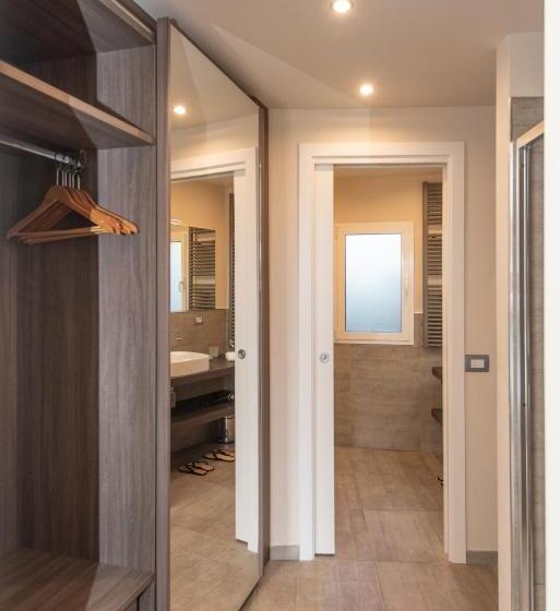سوییت جونیور با چشم‌انداز دریا, Mariva Dune Suites