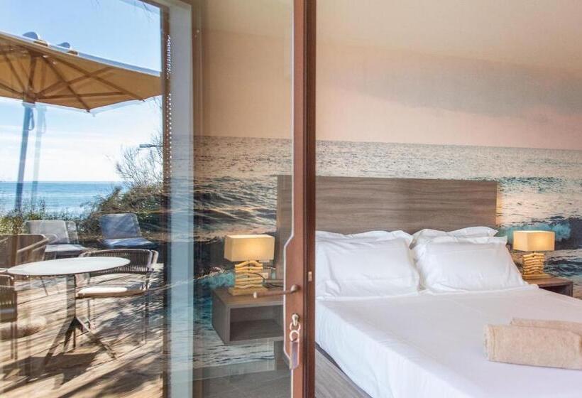 سوییت جونیور با چشم‌انداز دریا, Mariva Dune Suites