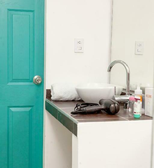 اتاق استاندارد با تراس, Puerta Aqua By La Puerta Hostels