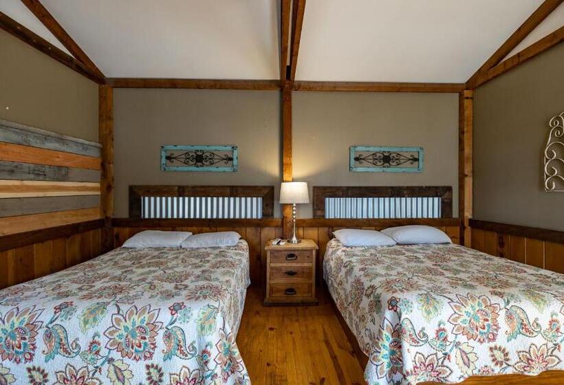 Студия Deluxe, The Historic Leakey Inn
