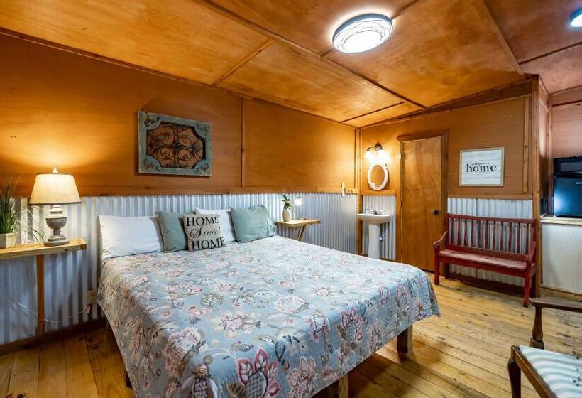 Стандартный Номер Кровать Кинг, The Historic Leakey Inn