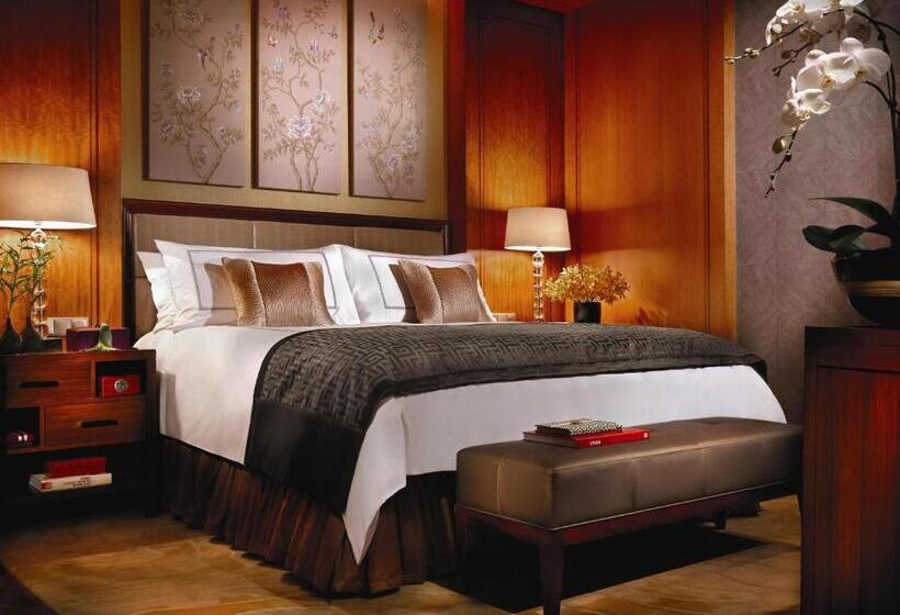 Номер Премиум, Four Seasons Hotel Hangzhou At West Lake