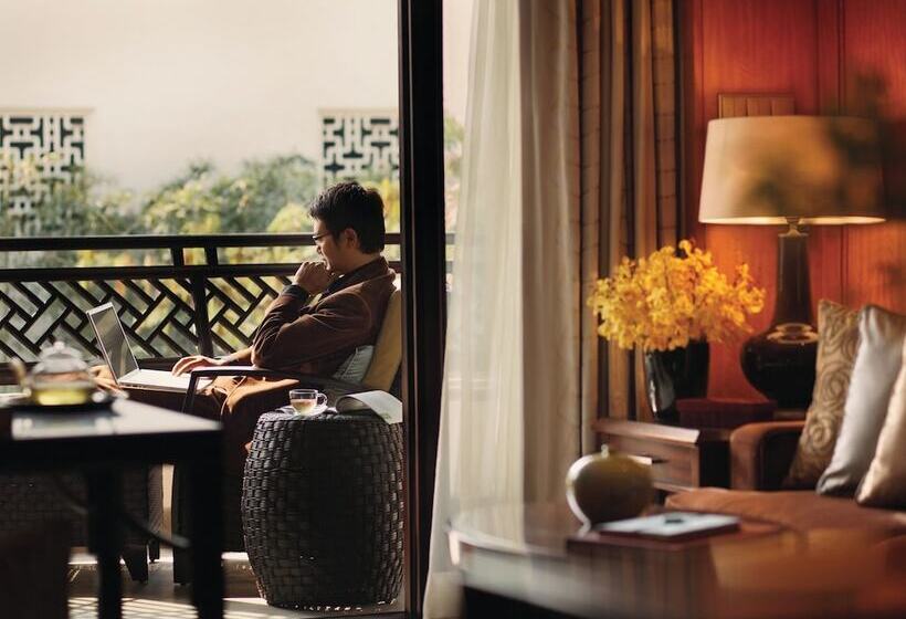 Номер Премиум, Four Seasons Hotel Hangzhou At West Lake