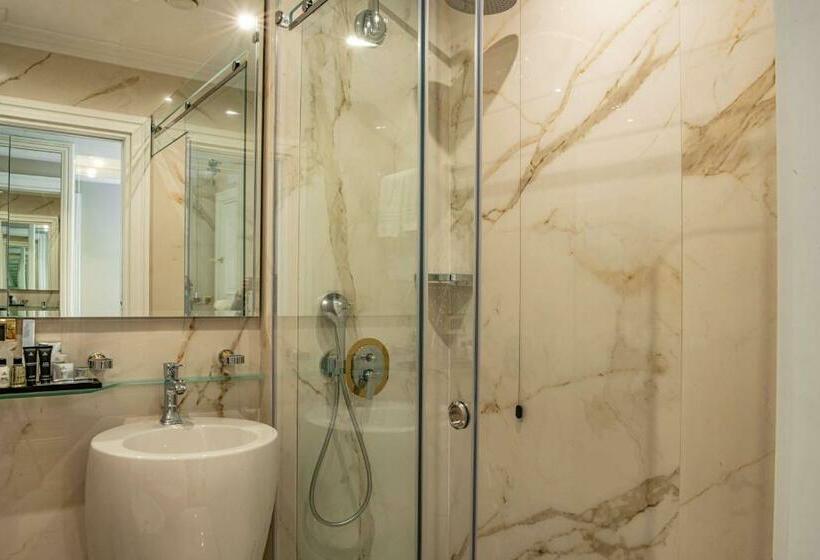 标准间, Radisson Collection Morina Hotel, Tirana