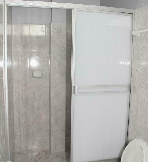 اتاق استاندارد, Hostal Cordillera Azul