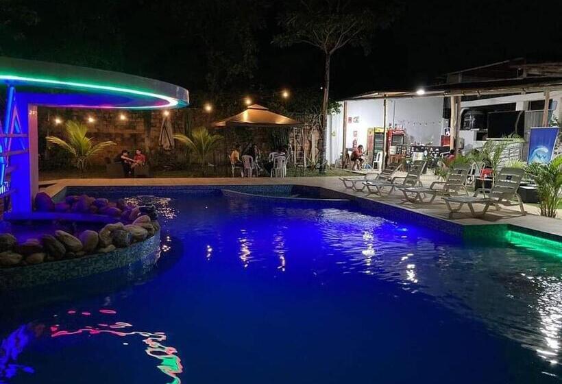 اتاق استاندارد, Hostal Cordillera Azul