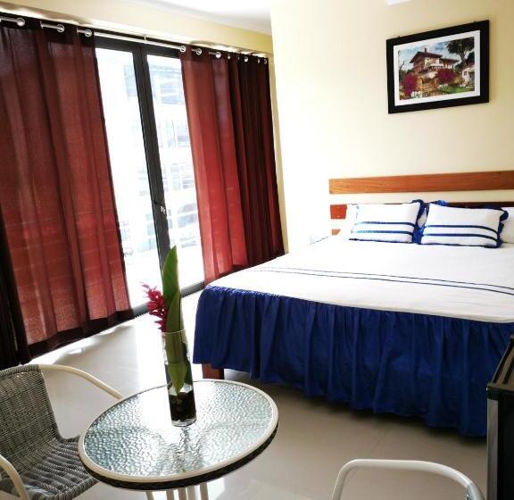 اتاق استاندارد با تخت بزرگ, Hostal Cordillera Azul