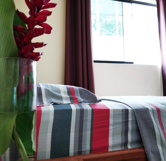 اتاق سوپریور خانوادگی, Hostal Cordillera Azul