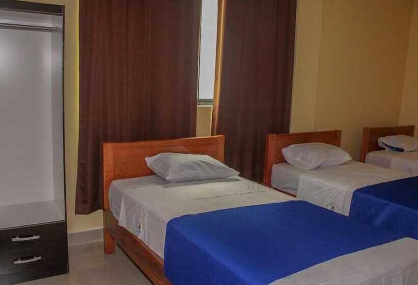 اتاق استاندارد سه نفره, Hostal Cordillera Azul