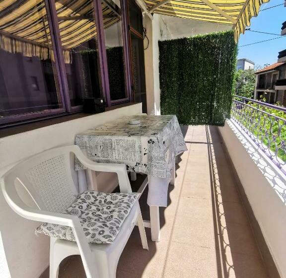 Студио Стандарт с Террасой, Guesthouse Slavkova