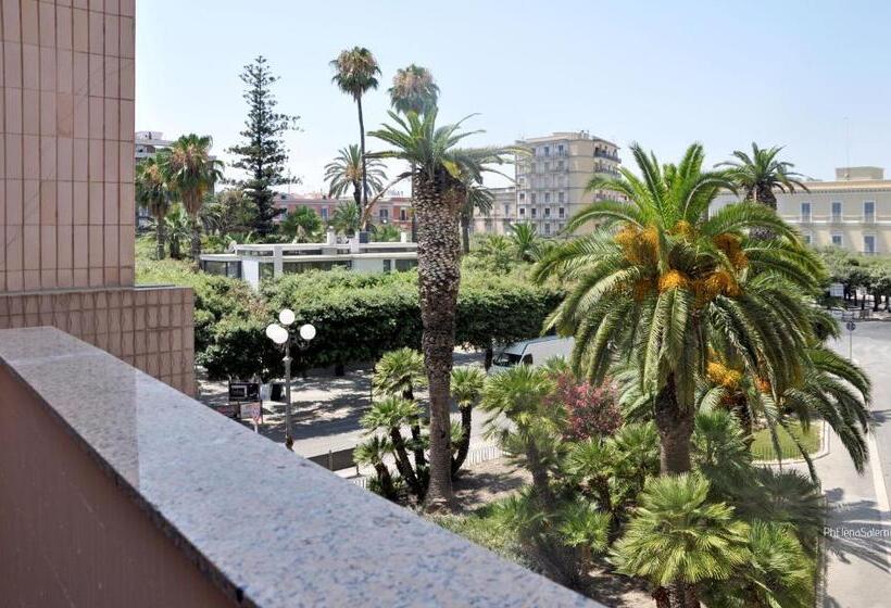 اتاق استاندارد با بالکن, Agorà B&b