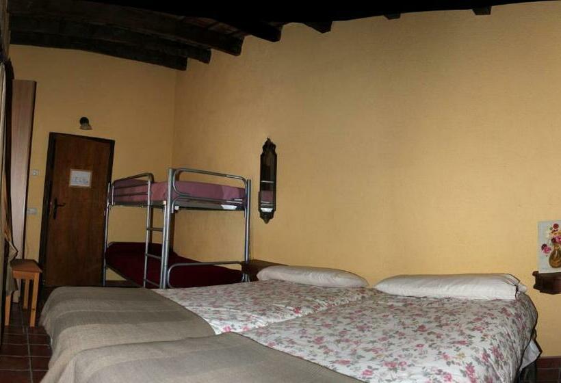 バスルーム共同エコノミー4人部屋, Bed And Breakfast Casanova De Sant Miquel