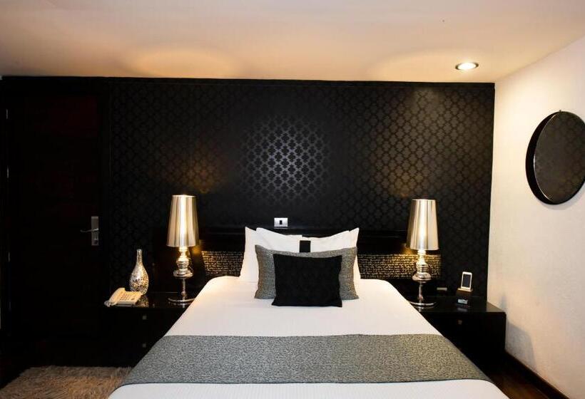 Полулюкс, Colombe Hotel Boutique