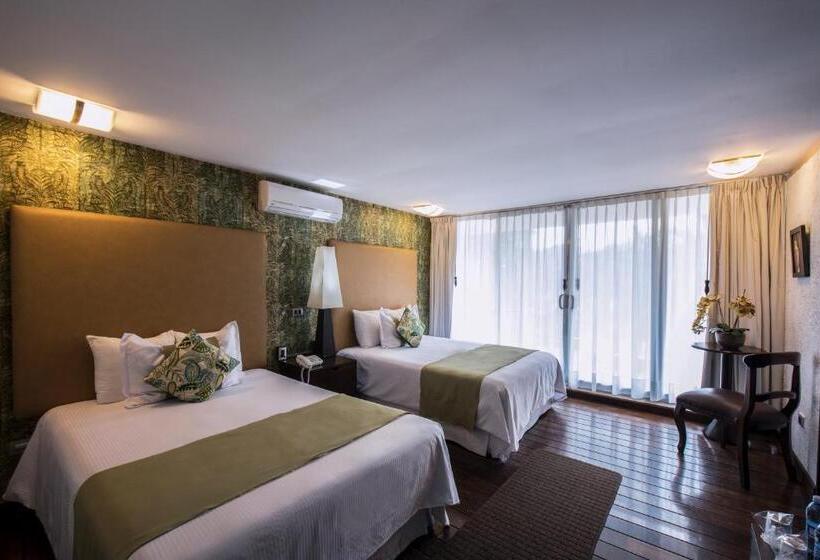 Люкс с Балконом, Colombe Hotel Boutique
