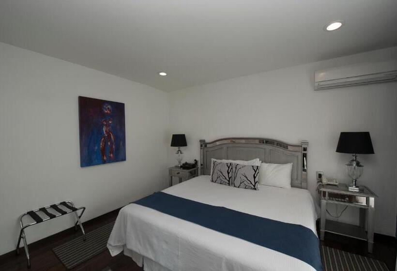 Люкс Повышенной Комфортности, Colombe Hotel Boutique