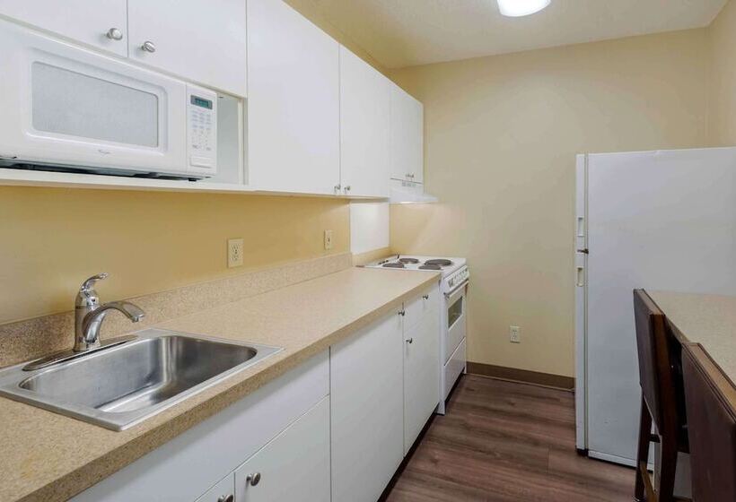 סטודיו דלוקס, Extended Stay America Select Suites   Raleigh   Rtp   4610 Miami Blvd