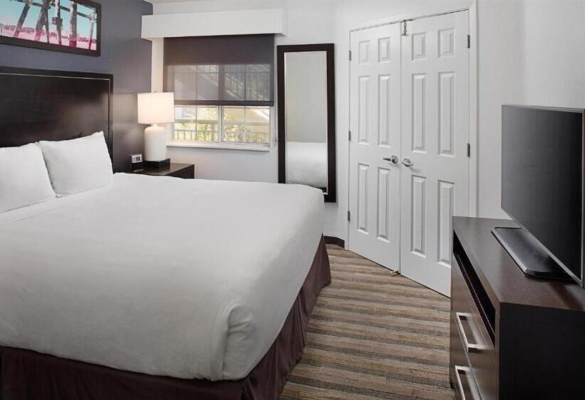 스위트 킹사이즈 침대, Hyatt House Belmont Redwood Shores