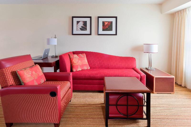 带大床的标准工作室, Residence Inn By Marriott Peoria