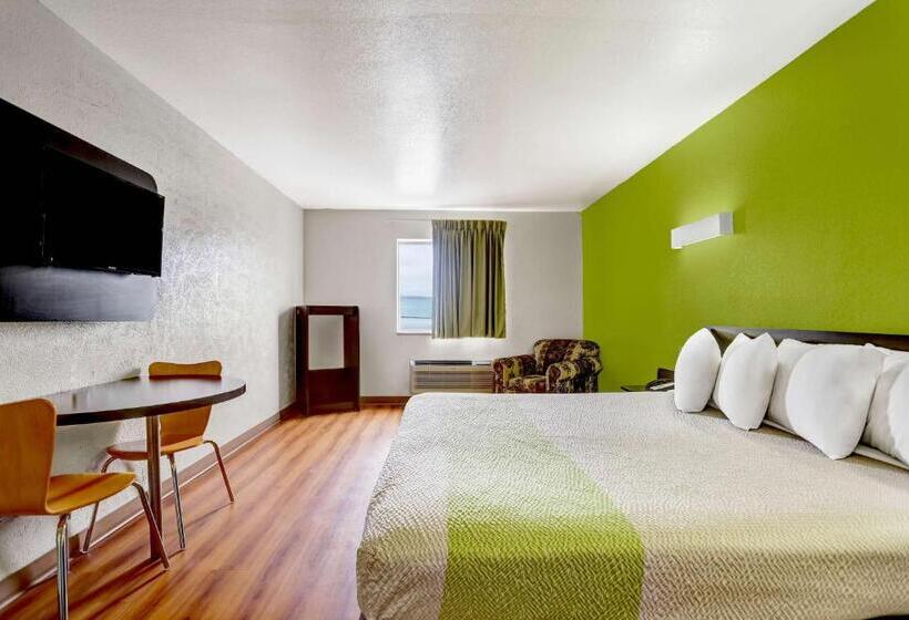 Стандартный Номер Кровать Кинг, Motel 6moriarty, Nm