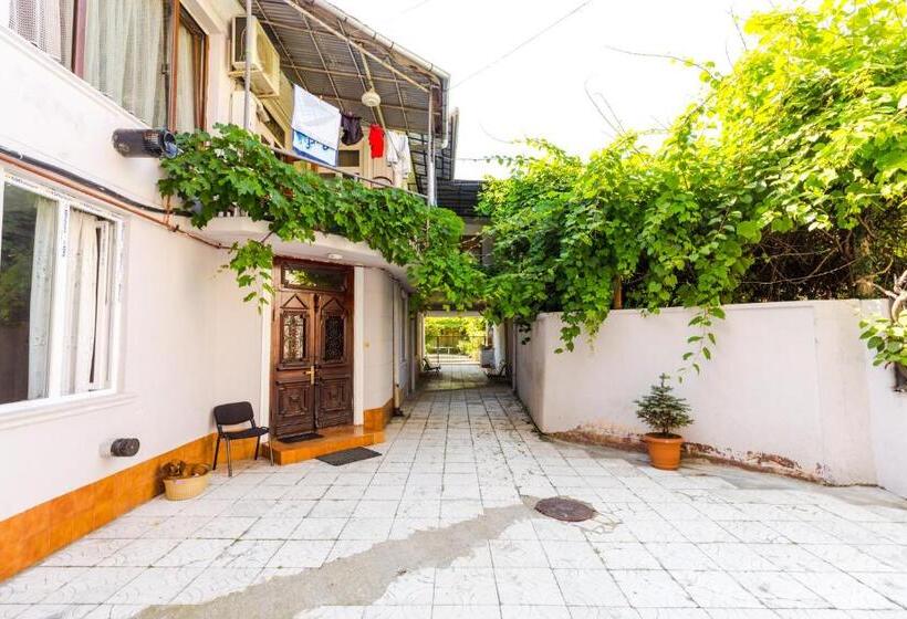 اتاق استاندارد, Samno Guest House