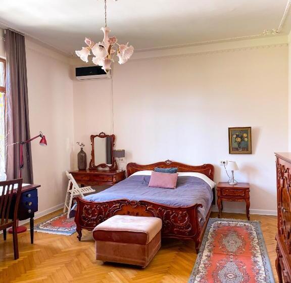 اتاق استاندارد با بالکن, Samno Guest House