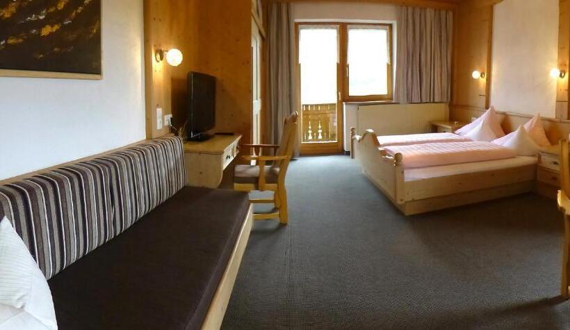 غرفة قياسية ثلاثية مزودة بشرفة, Alpenhof Wohlfühlpension