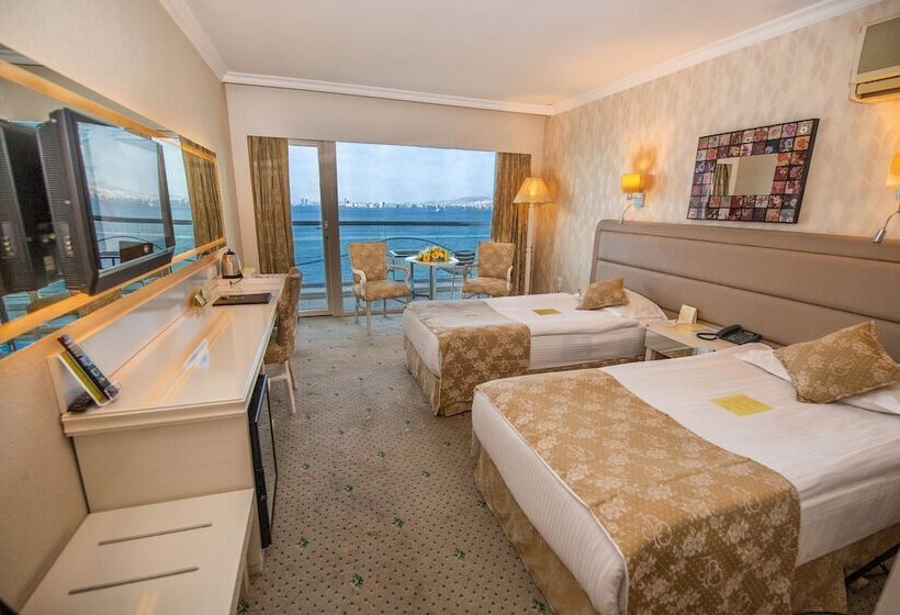 Quarto Estandar Vista Mar, Izmir Palas Otel