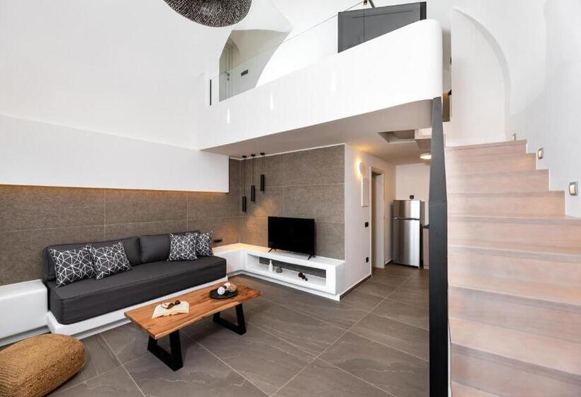 سوییت سوپریور با چشم‌انداز دریا, Neoma Luxury Suites