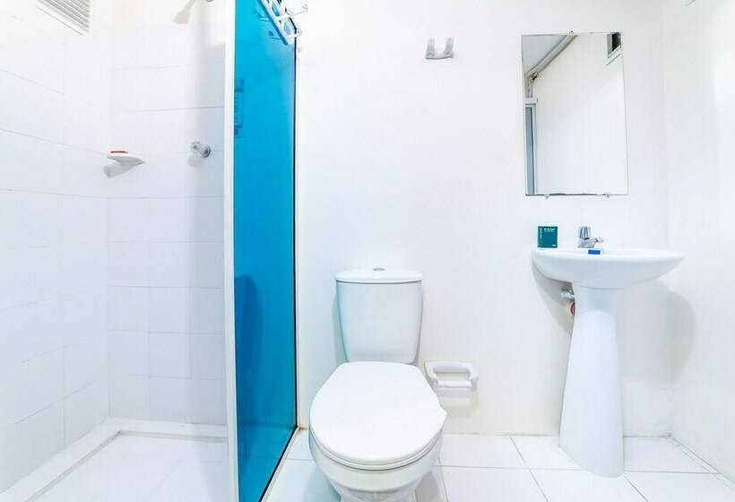 اتاق اکونومی یک تخته, Aston