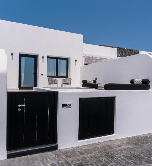 سوییت سوپریور با چشم‌انداز دریا, Cresanto Luxury Suites